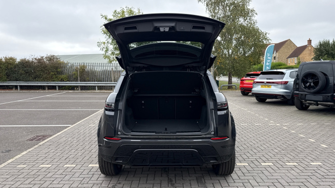 Land Rover Range Rover Evoque 1.5 P270e Hoxton Edition 5dr Auto Hatchback - Image 27